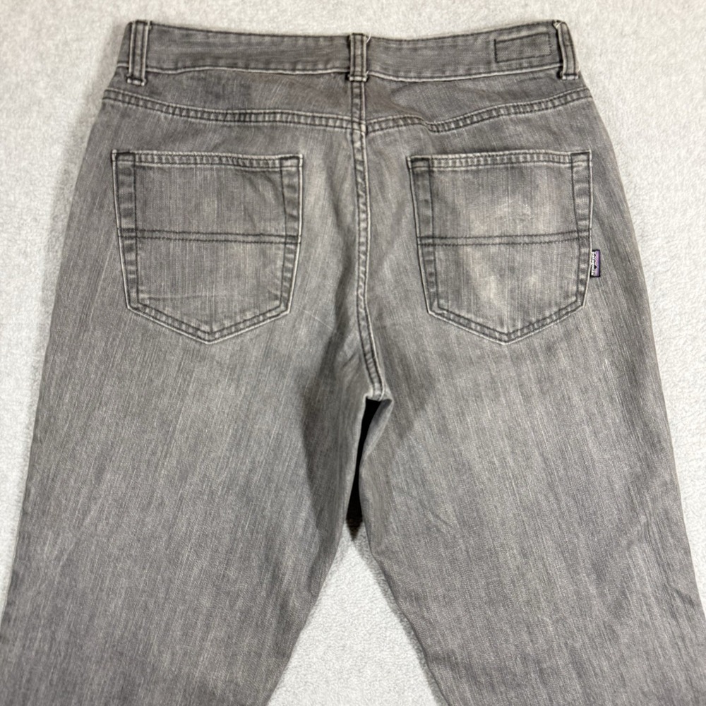 Patagonia Organic Cotton Jeans Mens 33x32 Gray Straight Leg Stretch Denim READ - Picture 4 of 16